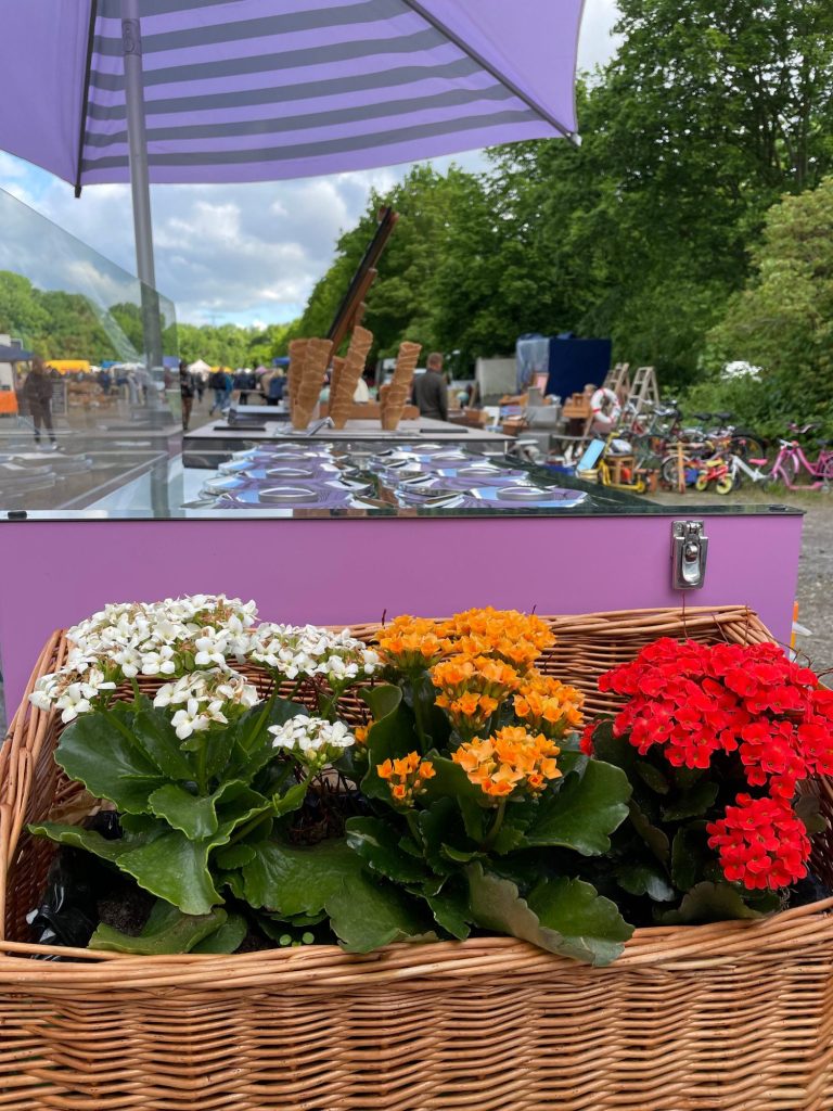 Eisfahrrad dekoriert Flohmarkt Leipzig